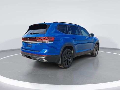 New 2026 Volkswagen Atlas SE image 3