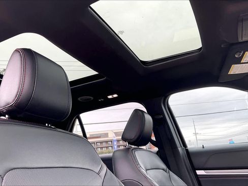 Used 2018 Ford Explorer Sport w/ Equipment Group 401A image 12