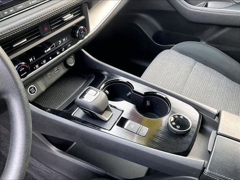 Certified 2023 Nissan Rogue SV image 20