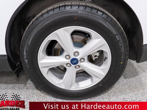 Used 2021 Ford Edge SE image 10