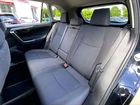 Used 2024 Toyota RAV4 LE image 20