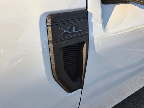 New 2026 Ford Maverick XL FWD image 11