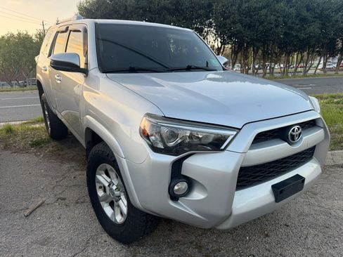 Used 2016 Toyota 4Runner SR5 AWD/4WD image 1