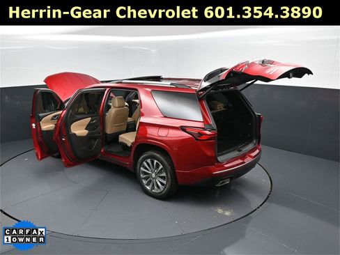 Used 2023 Chevrolet Traverse Premier w/ LPO, Floor Liner Package image 47