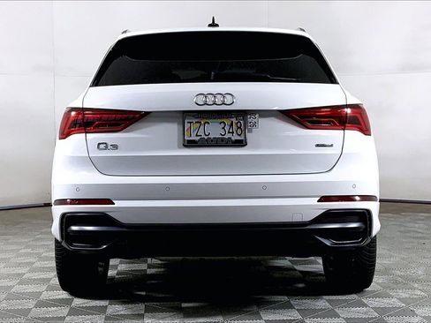 Used 2020 Audi Q3 2.0T Premium w/ Convenience Package image 3