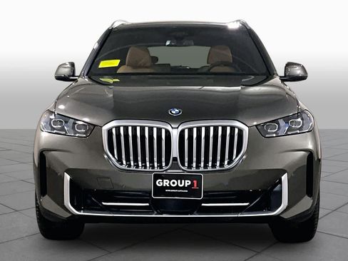 New 2026 BMW X5 xDrive50e AWD/4WD image 2
