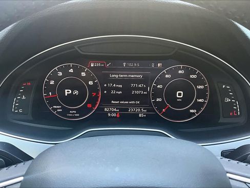 Used 2019 Audi Q7 2.0T Premium Plus AWD/4WD image 25