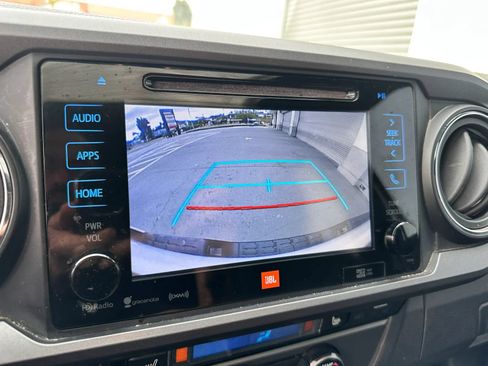 Used 2017 Toyota Tacoma TRD Off-Road RWD image 45