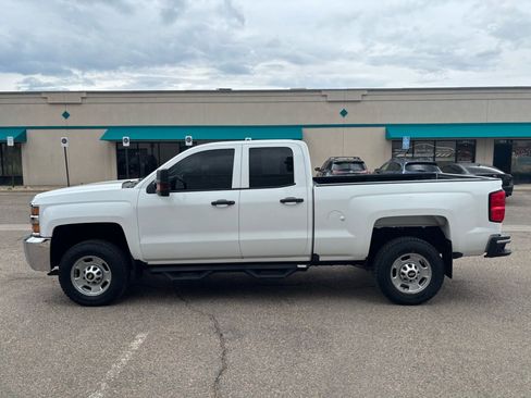 Used 2019 Chevrolet Silverado 2500 W/T AWD/4WD image 6
