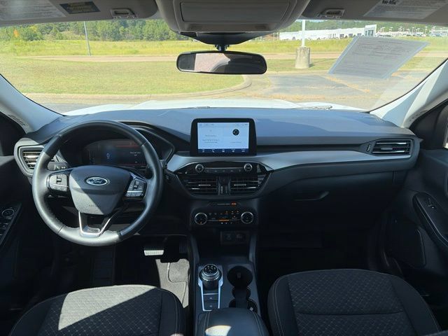 Used 2023 Ford Escape Active w/ Cold Weather Package FWD image 7