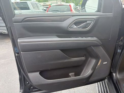 Used 2021 GMC Yukon AT4 w/ AT4 Premium Package AWD/4WD image 11