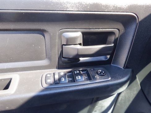 Used 2022 RAM 2500 Tradesman w/ Chrome Appearance Group image 14