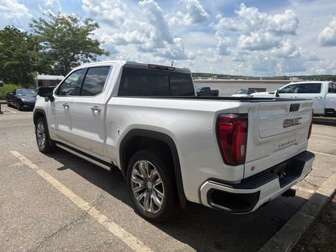 Used 2024 GMC Sierra 1500 Denali w/ Denali Reserve Package AWD/4WD image 9