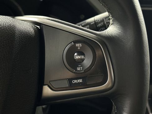 Used 2018 Honda Civic Sport image 19