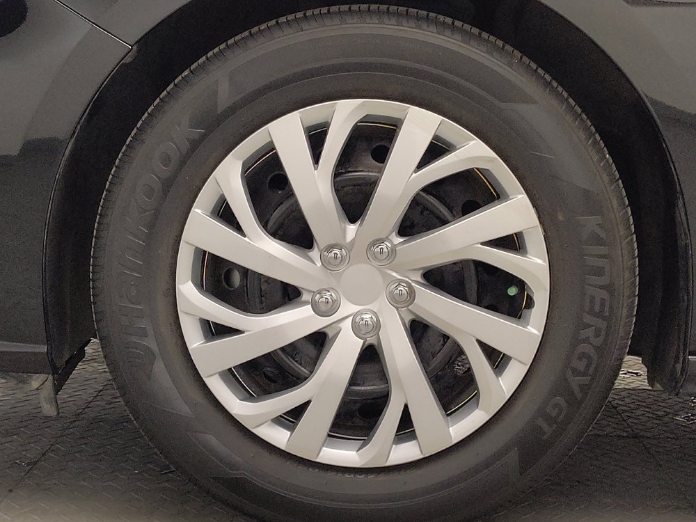 Used 2025 Nissan Altima 2.5 S FWD image 31