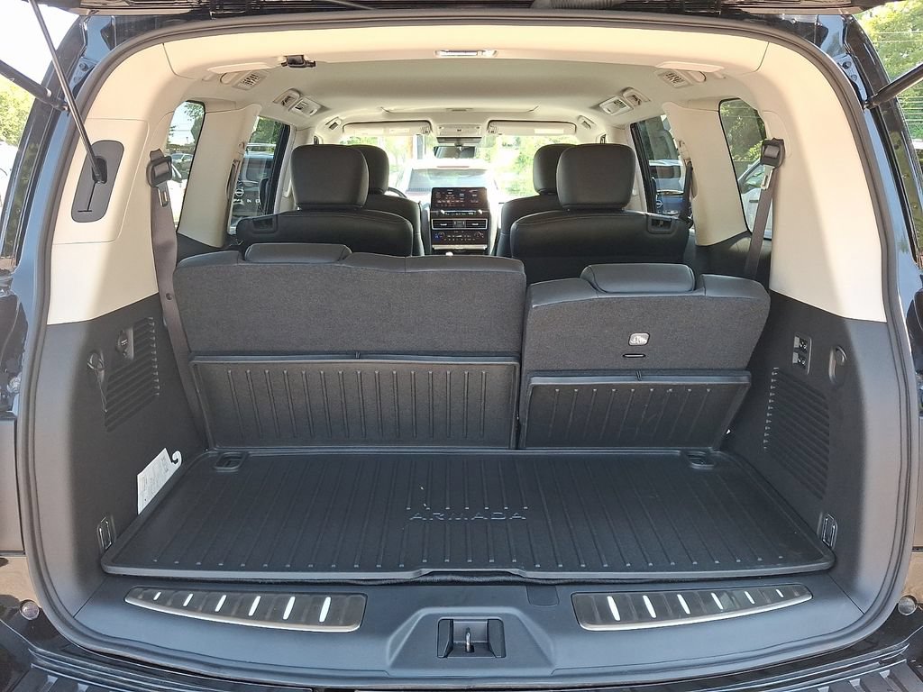Certified 2024 Nissan Armada Platinum w/ Captain's Chairs Package RWD image 32