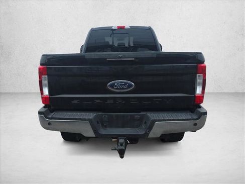 Used 2019 Ford F350 Lariat w/ Lariat Ultimate Package AWD/4WD image 4