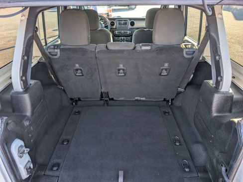 Used 2019 Jeep Wrangler Unlimited Sport S AWD/4WD image 13