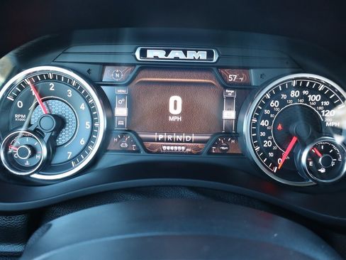 Used 2022 RAM 3500 Laramie w/ Night Edition image 37