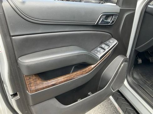 Used 2020 Chevrolet Tahoe LS RWD image 7