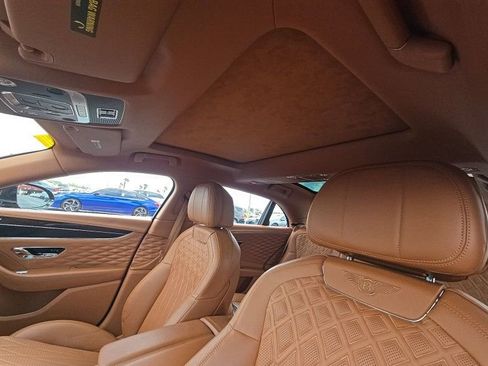 Used 2021 Bentley Flying Spur W12 w/ First Edition Specification AWD/4WD image 11