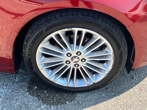 Used 2014 Ford Fusion SE w/ Equipment Group 202A FWD image 10