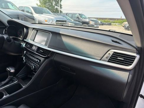 Used 2020 Kia Optima Premium FWD image 23