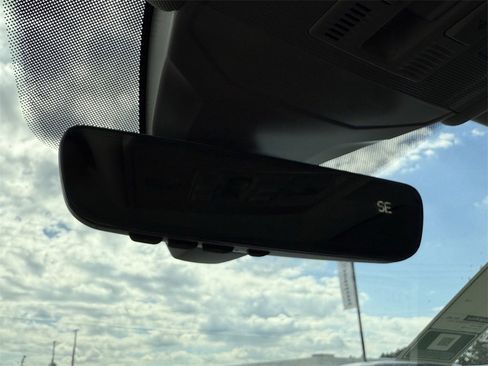 New 2026 Volkswagen Jetta SE image 22