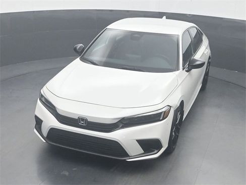 Used 2023 Honda Civic Sport image 21