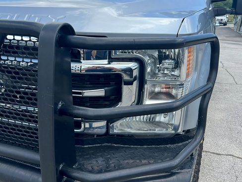 Used 2022 Ford F350 Lariat w/ Chrome Package AWD/4WD image 10