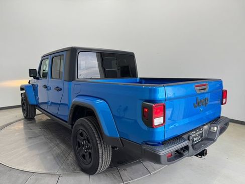 Used 2022 Jeep Gladiator Willys image 8