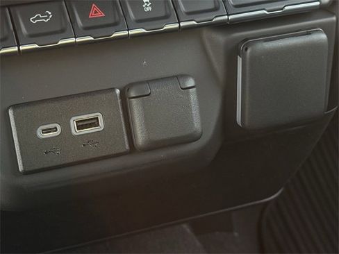 New 2026 Chevrolet Silverado 1500 Custom image 17