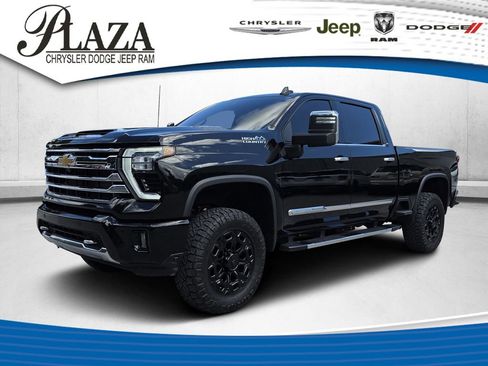 Used 2024 Chevrolet Silverado 3500 High Country w/ High Country Premium Package AWD/4WD image 1