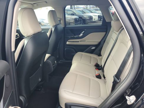 New 2026 Lincoln Corsair Premiere AWD/4WD image 25