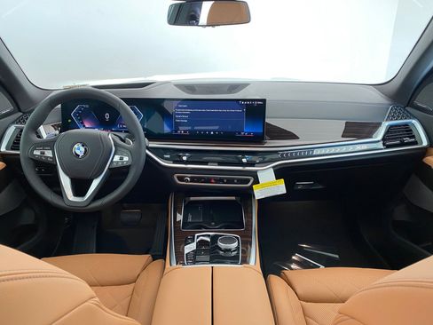 New 2026 BMW X5 xDrive40i w/ Climate Comfort Package image 15