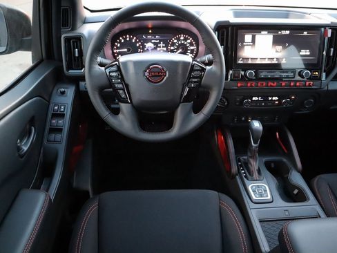 New 2026 Nissan Frontier PRO-4X w/ Pro-4x Convenience Package image 11
