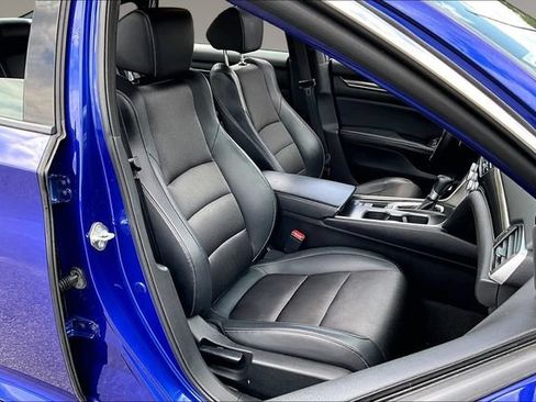 Used 2018 Honda Accord Sport image 24