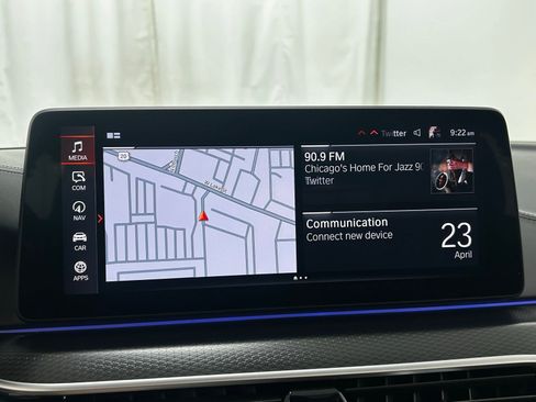 Used 2023 BMW M550i xDrive w/ Executive Package AWD/4WD image 18