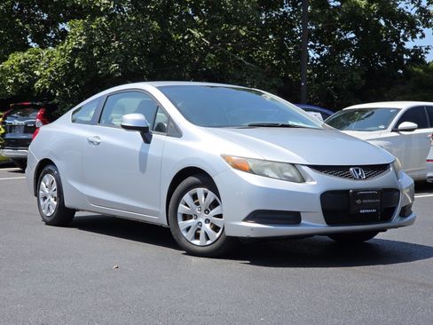 Used 2012 Honda Civic LX image 2