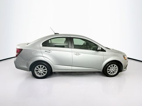 Used 2017 Chevrolet Sonic LT FWD image 10