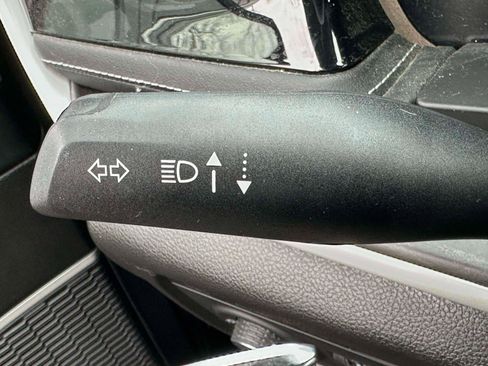 Used 2023 Jeep Grand Cherokee 30th Anniversary image 23