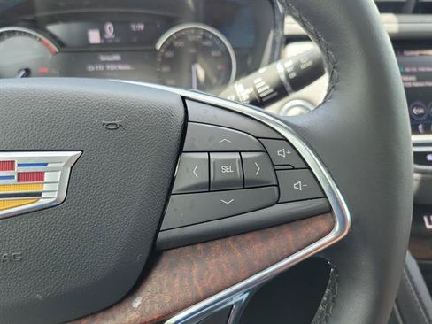 Certified 2023 Cadillac XT5 Premium Luxury FWD image 60