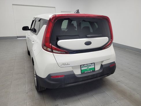 Used 2020 Kia Soul LX image 6