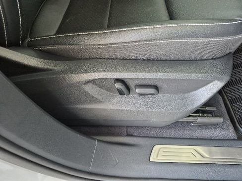 Used 2023 Volkswagen Atlas SEL AWD/4WD image 31