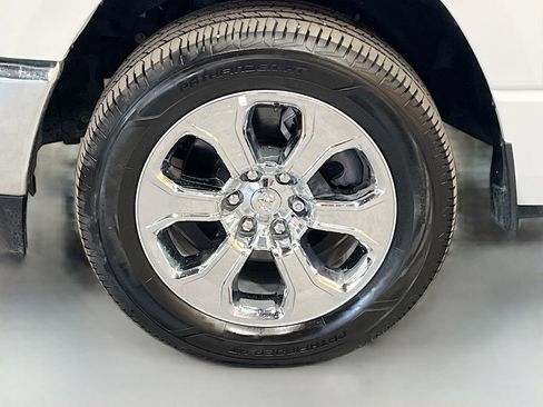 Used 2024 RAM 1500 Lone Star image 29