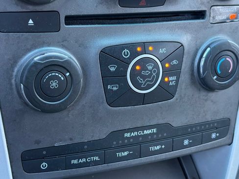 Used 2014 Ford Explorer FWD image 19