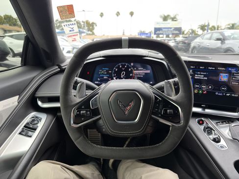 Used 2021 Chevrolet Corvette Stingray Premium Cpe w/ Z51 Performance Package RWD image 26