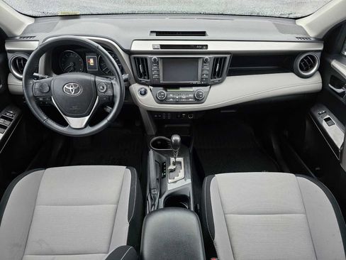 Used 2018 Toyota RAV4 Adventure image 19