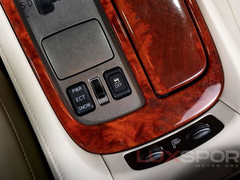 Used 2010 Lexus SC 430 Convertible image 54