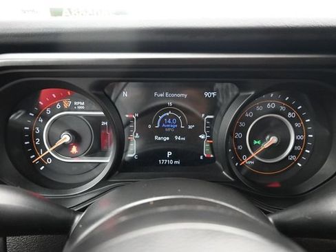 Used 2025 Jeep Gladiator Rubicon w/ Convenience Group AWD/4WD image 5